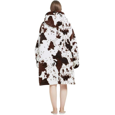 Small Seamless Cow Print Oversized Blanket Hoodie
