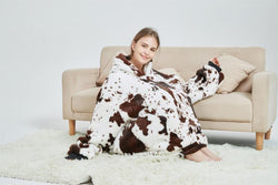 Small Seamless Cow Print Oversized Blanket Hoodie